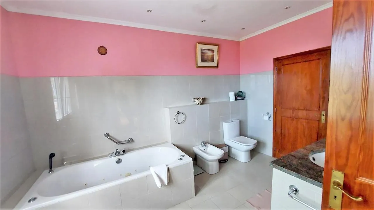 Pool Villa With Botanical Garden Funchal